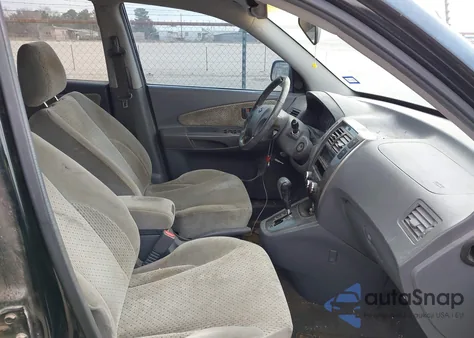 2005 Hyundai Tucson Gls/Lx from USA, damaged, VIN KM8JN72D65U148843